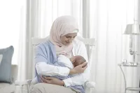 خطر افزایش میکروپلاستیک‌ها در شیر مادران از طریق قرار گرفتن آنها در معرض آلاینده‌ها