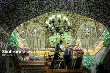 گزارش تصویری | آیین سنتی تعویض پوش ضریح مطهر امام رضا (ع)