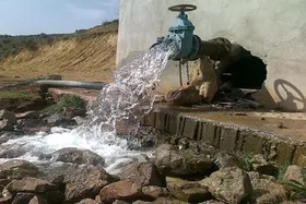 فرماندار جاسک: آب&zwnj;رسانی سیار به ۲۰ روستای جاسک آغاز شد