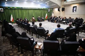 آیت&zwnj;الله علم&zwnj;الهدی: دریافت وام ازدواج، مشکل جدی پیش پای جوانان است | اجرای طرح جوانی جمعیت با مشارکت جریان&zwnj;های مردمی