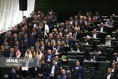 عکس‌هایی از آغاز مجلس دوازدهم توسط هیئت رئیسه سنی