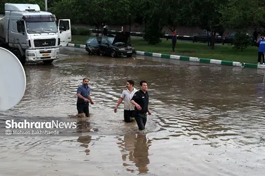 تصاویری از آب‌گرفتگی در سطح شهر مشهد بر اثر بارش شدید باران (۲۶ اردیبهشت ۱۴۰۳)
