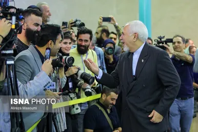 عکس‌هایی از حضور چهره‌های سیاسی پای صندوق‌های رأی