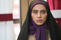 قمه‌کشی روی مونا فرجاد | بازیگر سینما راهی درمانگاه شد
