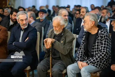 عکس‌هایی از افطاری رئیس جمهور با بازیگران