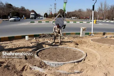 گل‌کاری در نقاط مختلف شهر مشهد