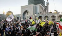 تجمع مردمی در اعلام انزجار از جنایات رژیم غاصب صهیونیستی در حرم مطهر رضوی