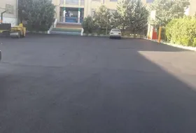 اجرای طرح استقبال از مهر با لکه گیری آسفالت مدارس مشهد
