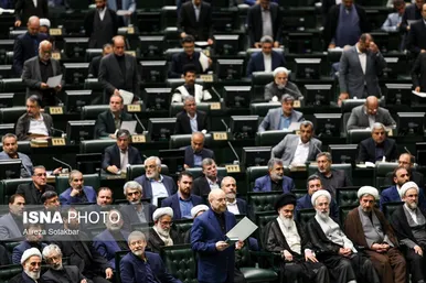 عکس‌هایی از آغاز مجلس دوازدهم توسط هیئت رئیسه سنی