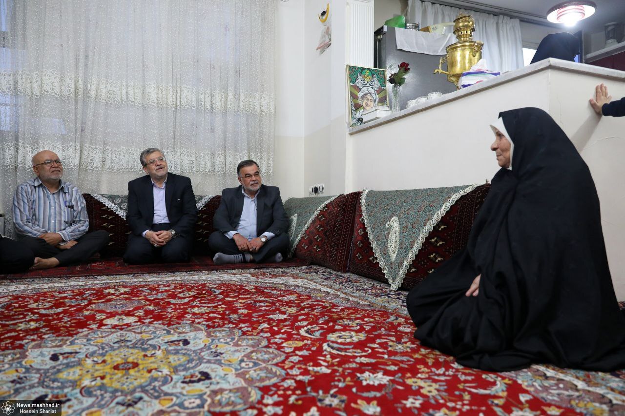 شهردار مشهد مقدس: اخلاق و رفتار شهدا بهترین الگو برای خدمت‌گزاری به مردم است
