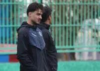 کسری طاهری به سپاهان پیوست؛ مهاجم جوان طلایی‌پوش شد + عکس