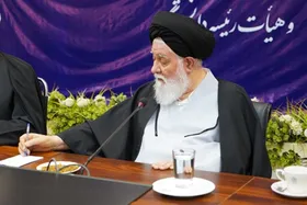 از دخالت در انتصابات تا جرم&zwnj;انگاری حجاب در دیدار صمیمانه دانشجویان با آیت&zwnj;الله علم&zwnj;الهدی | امام جمعه مشهد: دلبستگی&zwnj;نداشتن فرهیختگان به ملت، بزرگ&zwnj;ترین آسیب یک کشور است