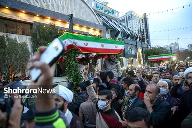استقبال و تشییع پیکر مطهر شهدای حادثه تروریستی حرم شاهچراغ در مشهد