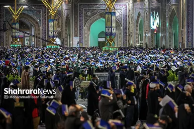 مراسم احیاء شب ۱۹ ماه رمضان در حرم مطهر رضوی