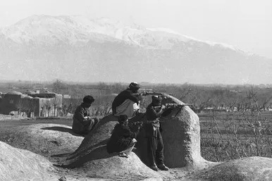 عکس‌هایی از خروج شوروی از افغانستان در ۳۶ سال پیش