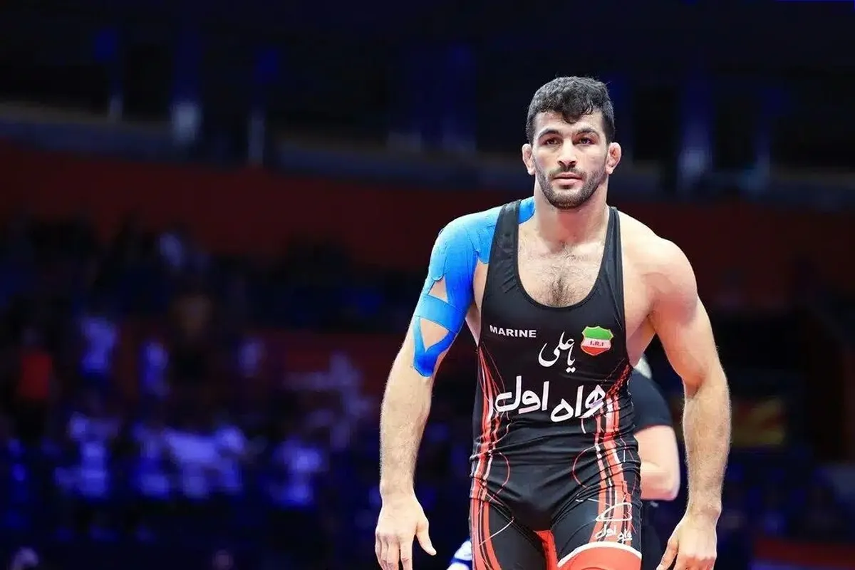 قهرمان جهان در ترکیب استقلال