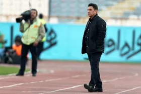قلعه&zwnj;نویی از مدیرعامل پرسپولیس شکایت کرد