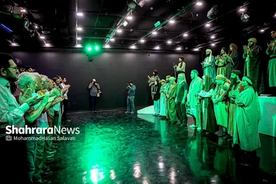 نمایش آئینی «آهوان»