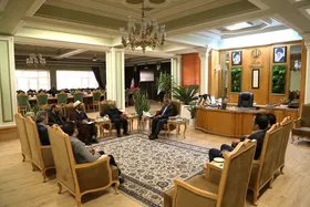 استاندار خراسان رضوی: مدیریت اتباع و تعامل اقتصادی با افغانستان اولویت استان است