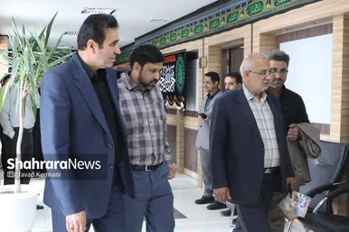 بازدید جمعی از مسئولین شهری مشهدمقدس از موسسه فرهنگی شهرآرا (۲) (۱۶ مرداد ۱۴۰۳)