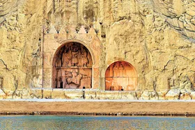 ویدئو| نمایی زیبا از طاق بستان در کرمانشاه