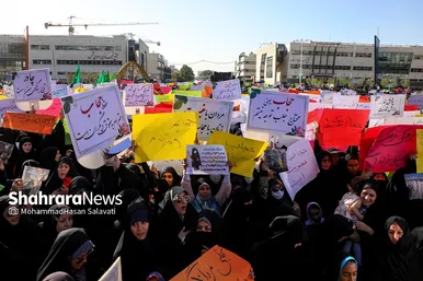 اجتماع بزرگ خانوادگی مدافعان حریم خانواده در مشهد