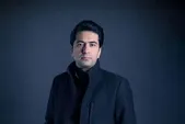 ویدئو | اهدای سرو سیمین پارسی جان، به محمد معتمدی