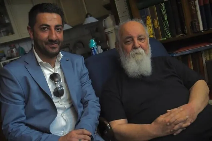 نگاهی به جایگاه شعر هوشنگ ابتهاج در افغانستان در گفت‌وگو با نجیب بارور