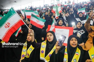 گزارش تصویری | آیین آغاز جشن‌های پیروزی انقلاب اسلامی و بزرگداشت سالروز ورود امام‌خمینی(ره) به وطن