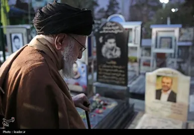گزارش تصویری | حضور رهبر انقلاب اسلامی در حرم مطهر حضرت امام خمینی (ره)