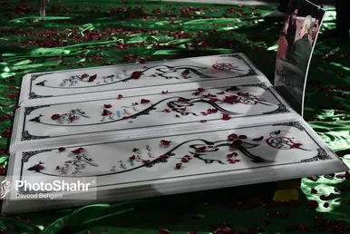 مراسم تدفین پیکر مطهر سه شهید گمنام در میدان شهدا مشهد