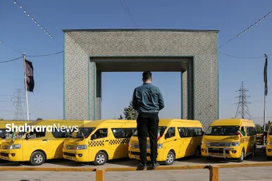 گزارش تصویری | رونمایی از ۸ دستگاه اتوبوس جدید و نوسازی و بهره‌برداری از ۴۹ دستگاه تاکسی ون در مشهد