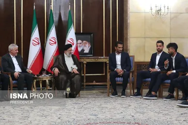 دیدار ملی‌پوشان فوتبال ایران با رییس جمهور