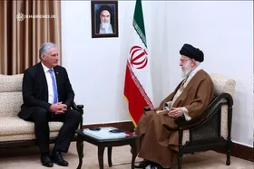 دیدار رئیس جمهور کوبا با رهبر انقلاب | آیت الله خامنه&zwnj;ای: ائتلاف جهانی در برابر زورگویی&zwnj;های آمریکا و غربی&zwnj;ها تشکیل شود