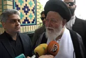 آیت‌الله علم‌الهدی: آتش‌نشانی که در دل حادثه جان خود را از دست می‌دهد، یک قهرمان شهید است