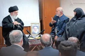 خاطرات خانواده شهدای مشهدی از روزی که میزبان رهبر شهیدمان بودند | یاد آن میهمان عزیز