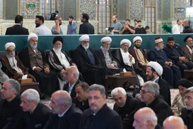 مراسم بزرگداشت آیت الله شبیری زنجانی (ره) در حرم مطهر رضوی برگزار شد + عکس