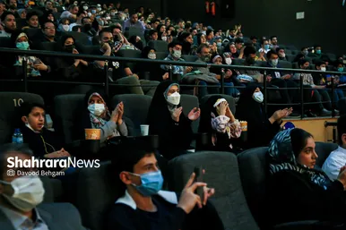 اکران مردمی فیلم سینمایی موقعیت مهدی