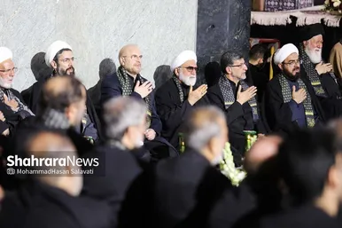 آئین خطبه خوانی شب عاشورا در حرم مطهر رضوی