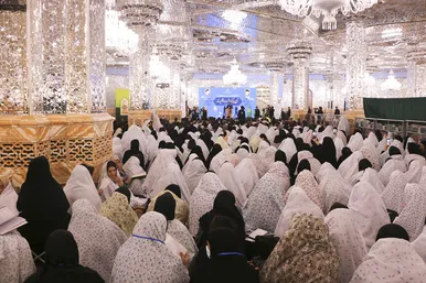 بزرگداشت مقام پرستار در حرم رضوی