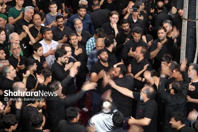 مراسم عزاداری روز دوازدهم محرم در حسینیه کرمانی‌های مشهد