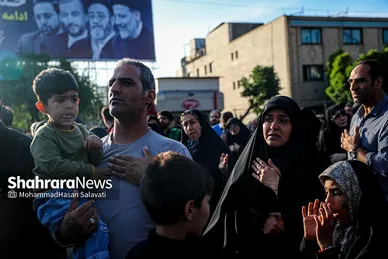 اجتماع مردم مشهد برای شهادت خادم الرضا (ع) سید ابراهیم رئیسی