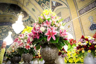چراغانی و گل آرایی حرم مطهر رضوی به مناسبت میلاد امام رضا (ع)