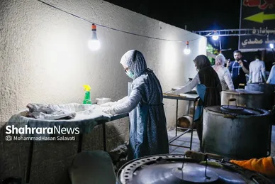 گزارش تصویری | نذر نان در مسیر کربلا