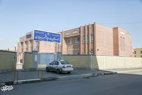 ضرب&zwnj;الاجل یک&zwnj;ماهه برای ایجاد زمین ورزشی در محله عصمتیه مشهد