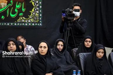 دیدار خبرنگاران و اصحاب رسانه با آیت الله علم الهدی به مناسبت روز خبرنگار