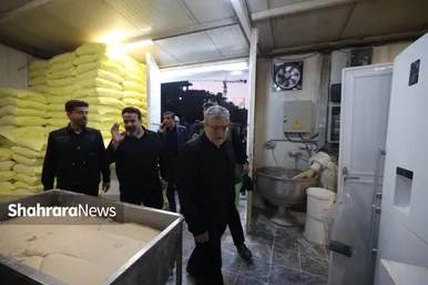 گزارش تصویری | بازدید شهردار مشهد مقدس از نحوه خدمات‌رسانی به زائرین امام مهربانی‌ها در نقاط مختلف شهر