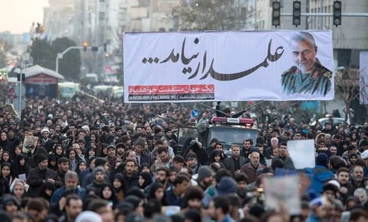 استقبال کرمانی‌ها از خانواده سردار سلیمانی