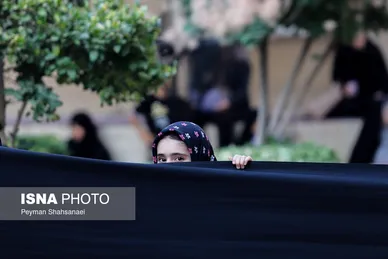 محرم ۱۴۰۴ | عکس‌هایی از عزاداری در خانه تاریخی شیخ‌الاسلام - اصفهان