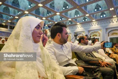 گزارش تصویری | جشن ازدواج ۲۱۰ بسیجی از سراسر کشور در حرم امام‌رضا(ع)